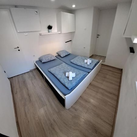 City & Sea Apartment Koper Buitenkant foto